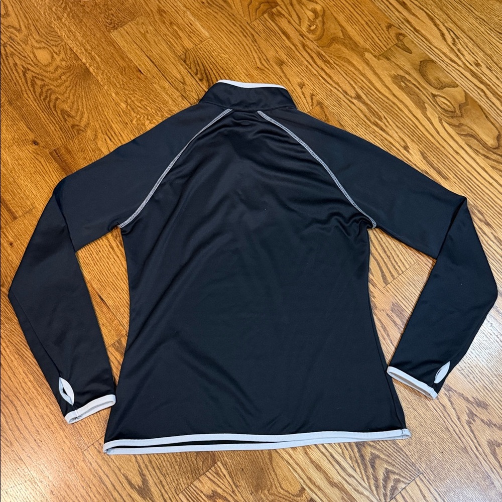 Women’s Carolina Panthers Quarterback Zip Shirt. Size Large. Like New Condition. - Picture 13 of 14